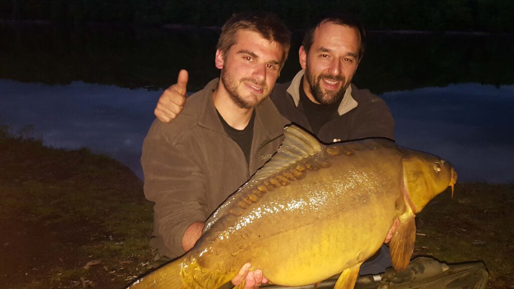 Pêche-carpe-Cantal