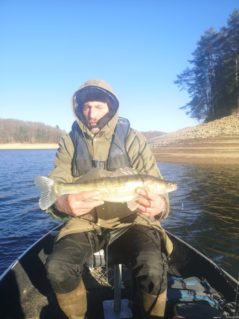 Carnassier-Bateau-Cantal