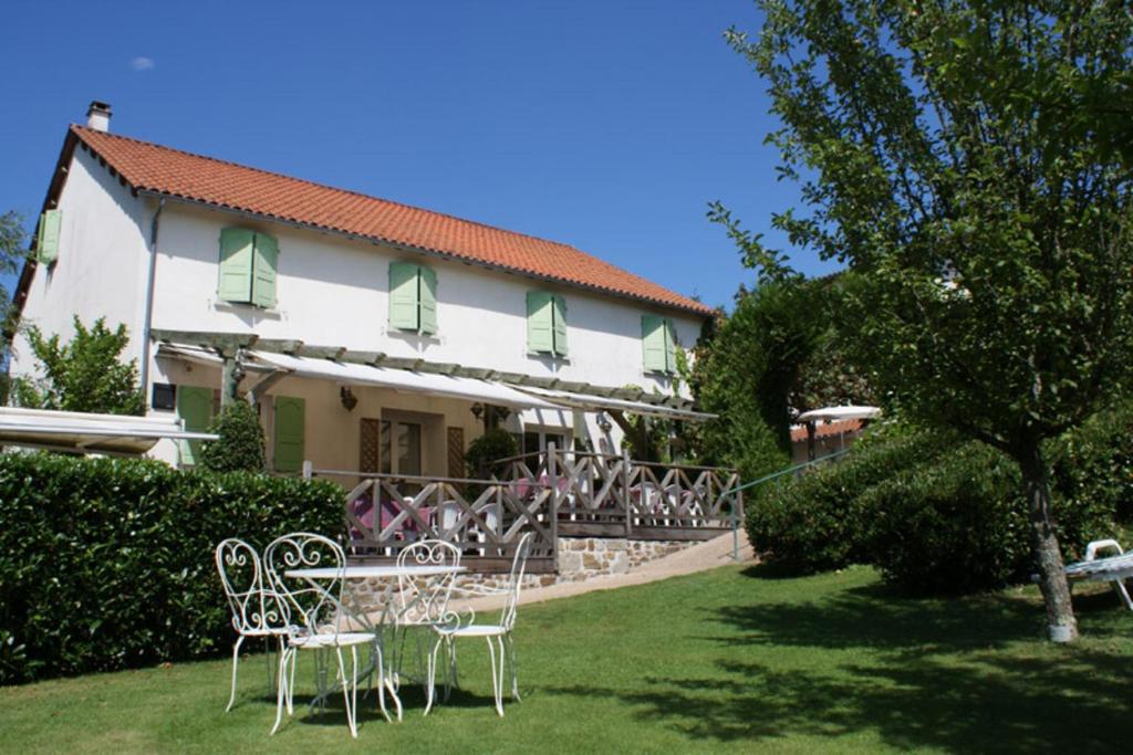 Hébergement-Auberge de la Tommette-Cantal